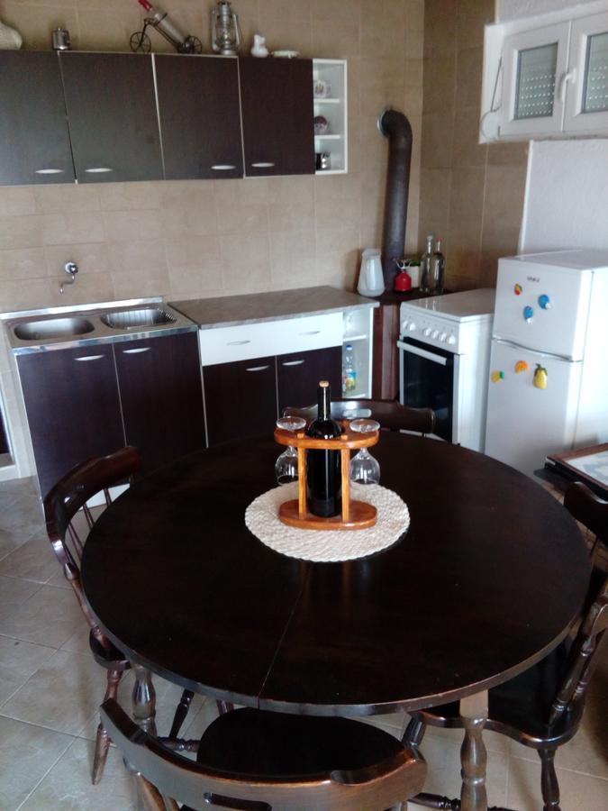 Country House "Lipa" Komarno Virpazar Eksteriør bilde