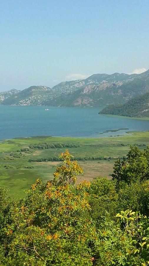 Country House "Lipa" Komarno Virpazar Eksteriør bilde