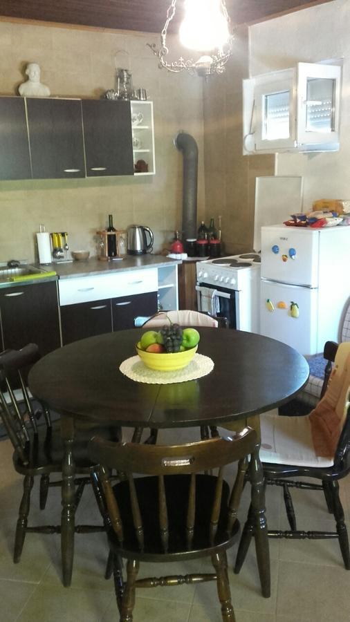 Country House "Lipa" Komarno Virpazar Eksteriør bilde